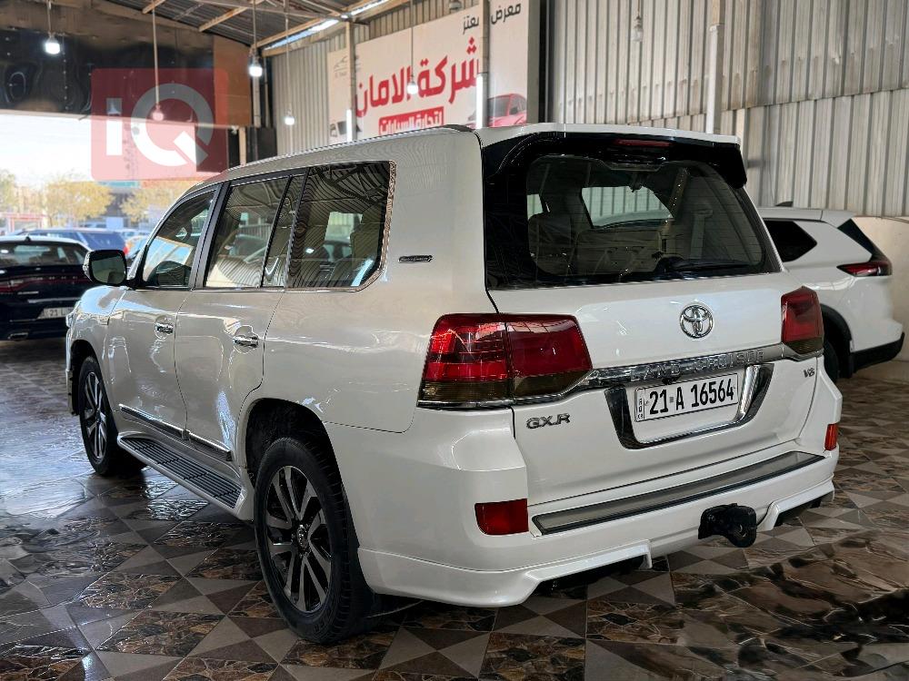 تويوتا لاندكروزر